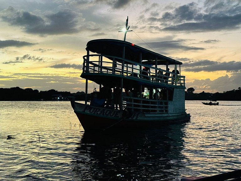 Casa ampla com jardim e 3 suítes em Novo Airão