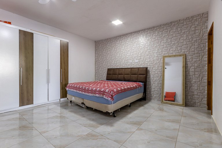 Casa a 180m da Praia de Boraceia | Piscina e Churrasqueira