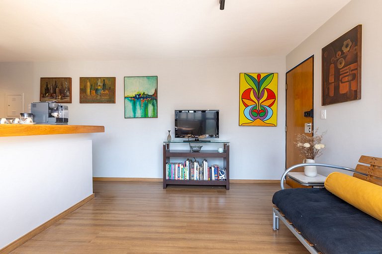 Apto no Campo Belo com A/C e vaga – 15min CGH