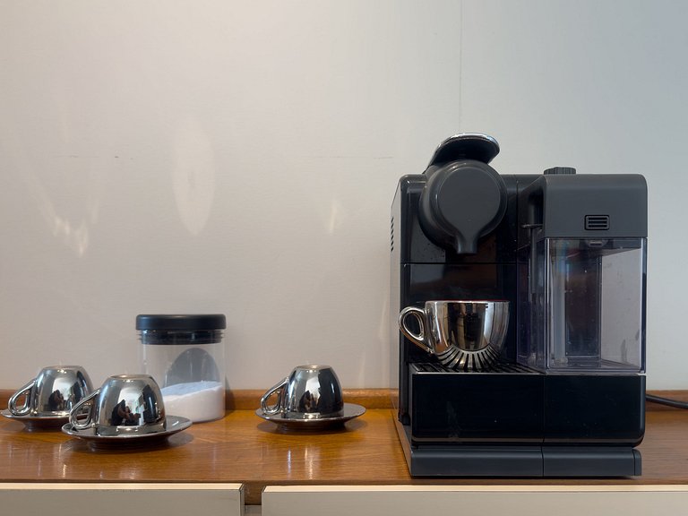 Apto no Campo Belo com A/C e vaga – 15min CGH