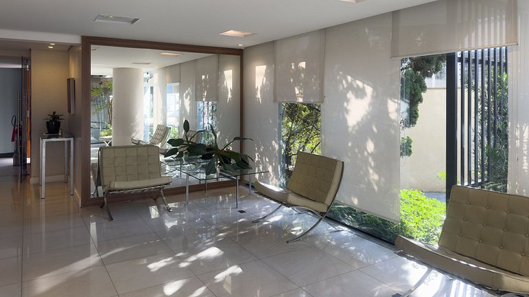 Apto no Campo Belo com A/C e vaga – 15min CGH