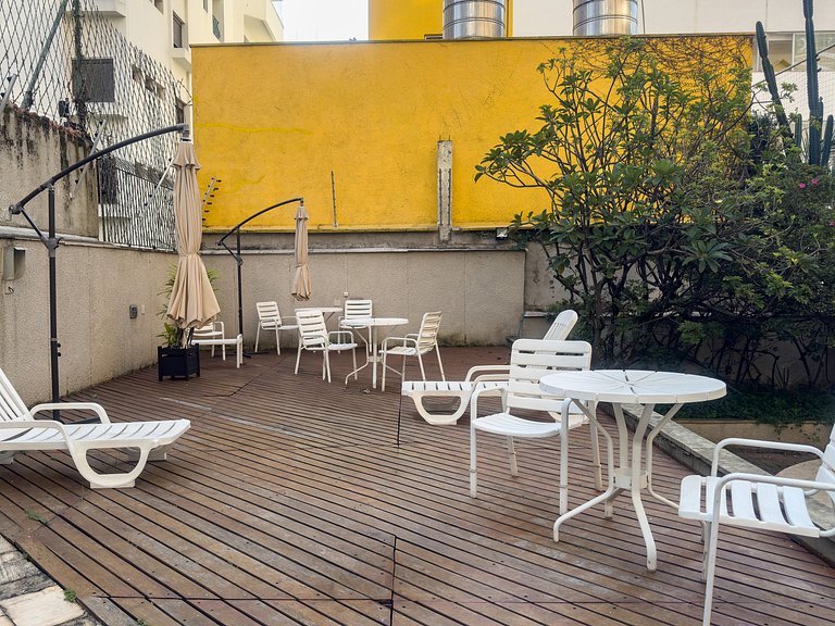 Apto no Campo Belo com A/C e vaga – 15min CGH