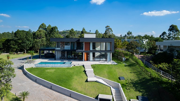 Mansão de Luxo a 35 minutos de SP