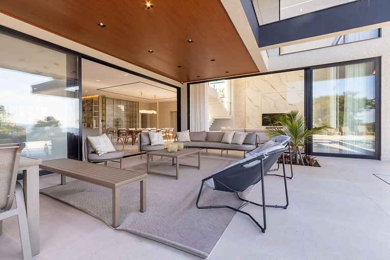 Mansão de Luxo a 35 minutos de SP