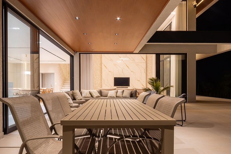 Mansão de Luxo a 35 minutos de SP