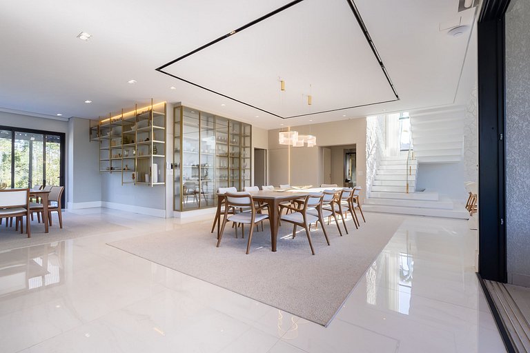 Mansão de Luxo a 35 minutos de SP