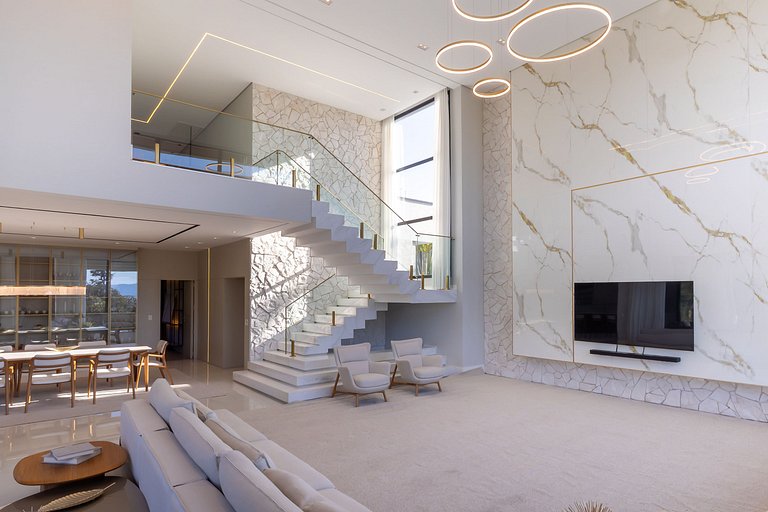 Mansão de Luxo a 35 minutos de SP