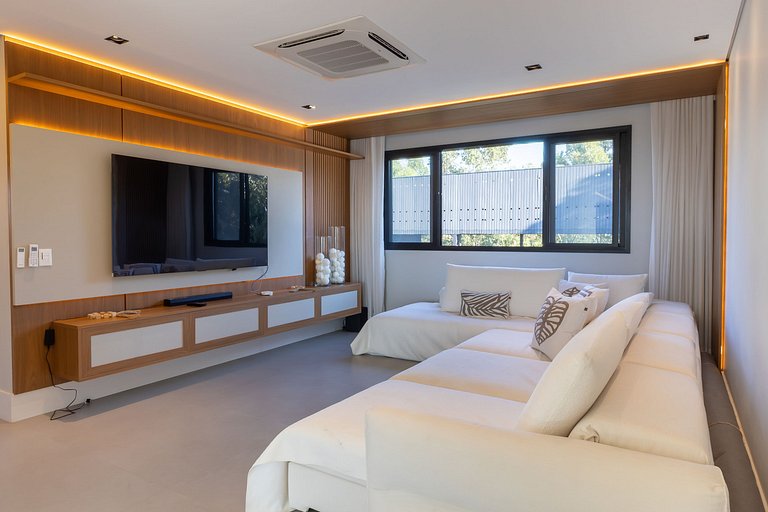 Mansão de Luxo a 35 minutos de SP