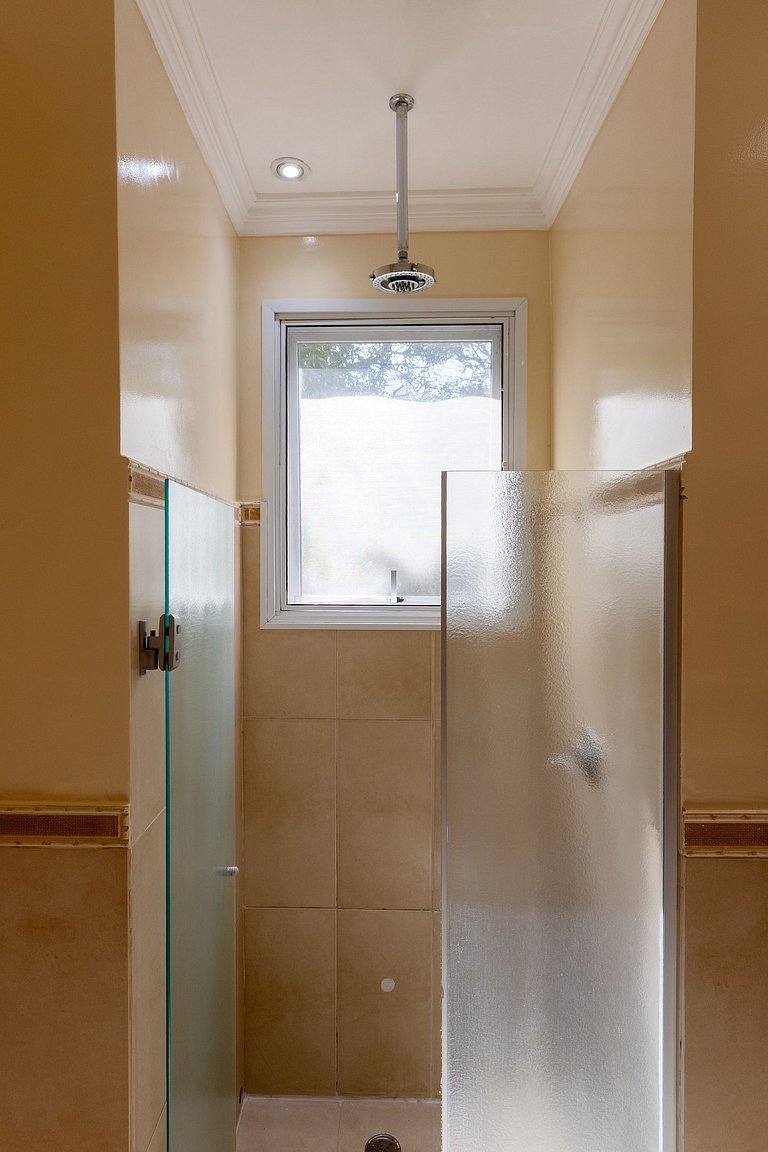 Casa Térrea Alto Padrão | 4 Quartos