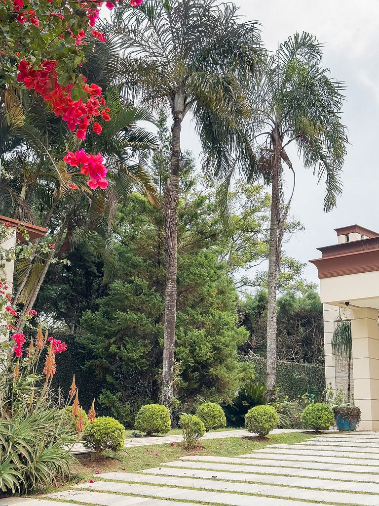 Casa Térrea Alto Padrão | 4 Quartos