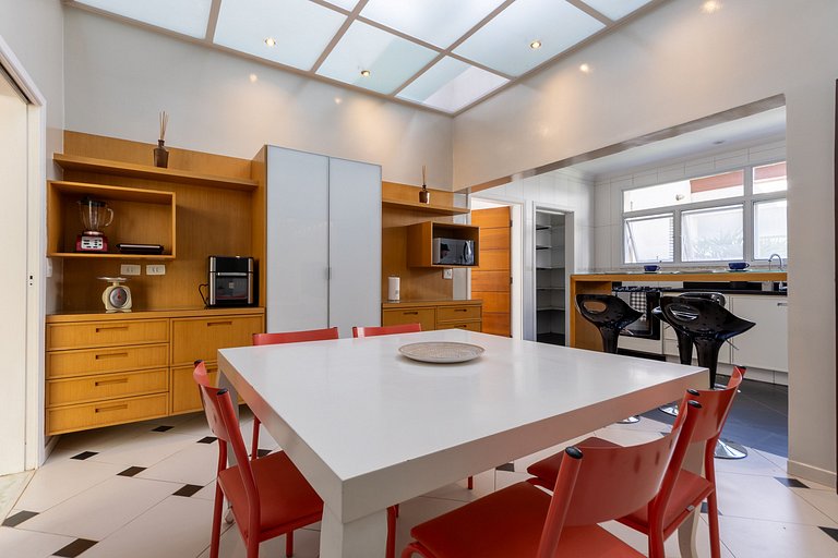 Casa Térrea Alto Padrão | 4 Quartos