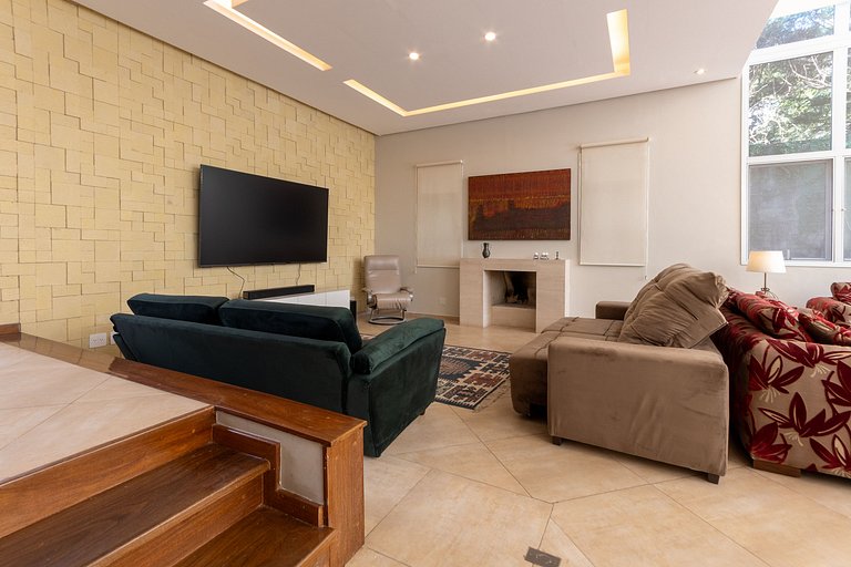 Casa Térrea Alto Padrão | 4 Quartos