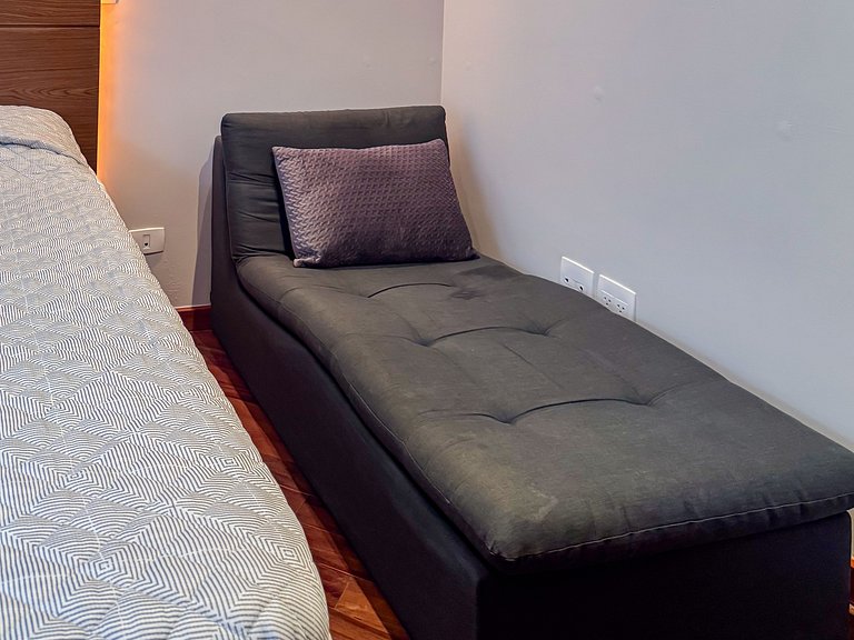 Casa Térrea Alto Padrão | 4 Quartos