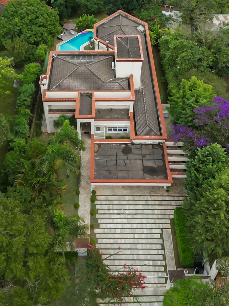 Casa Térrea Alto Padrão | 4 Quartos