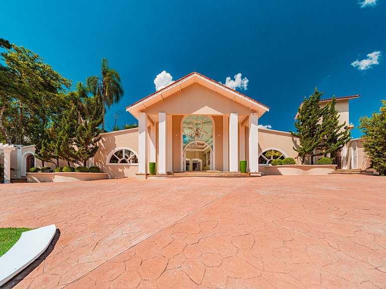 Espaço para Eventos e Casamentos até 830 pessoas