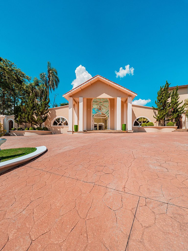 Espaço para Eventos e Casamentos até 830 pessoas