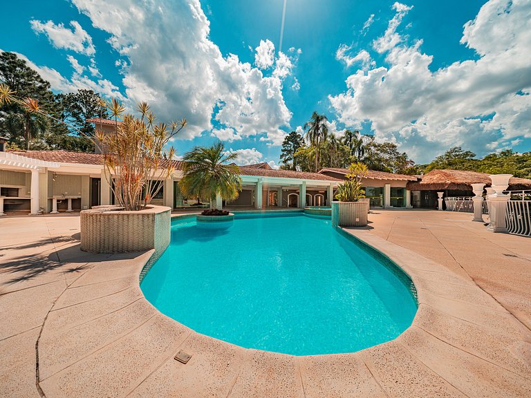 Espaço para Eventos e Casamentos até 830 pessoas