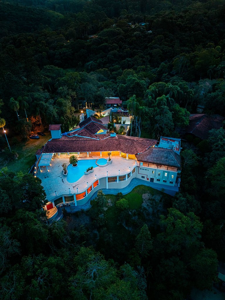 Espaço para Eventos e Casamentos até 830 pessoas