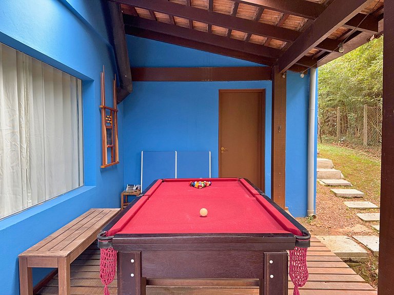 Casa espaçosa com piscina e churrasqueira perto de São Paulo
