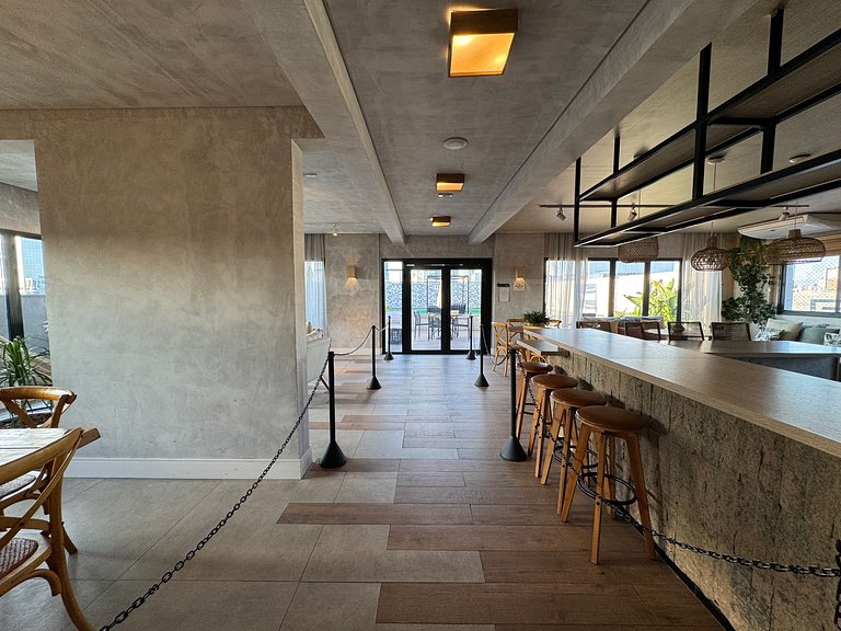 Studio recém-construído no coração da Vila Olímpia