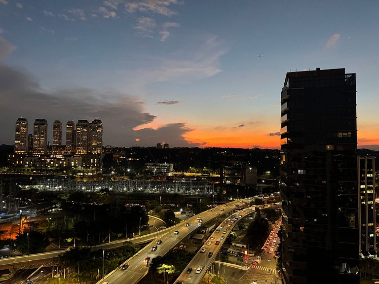Studio recém-construído no coração da Vila Olímpia